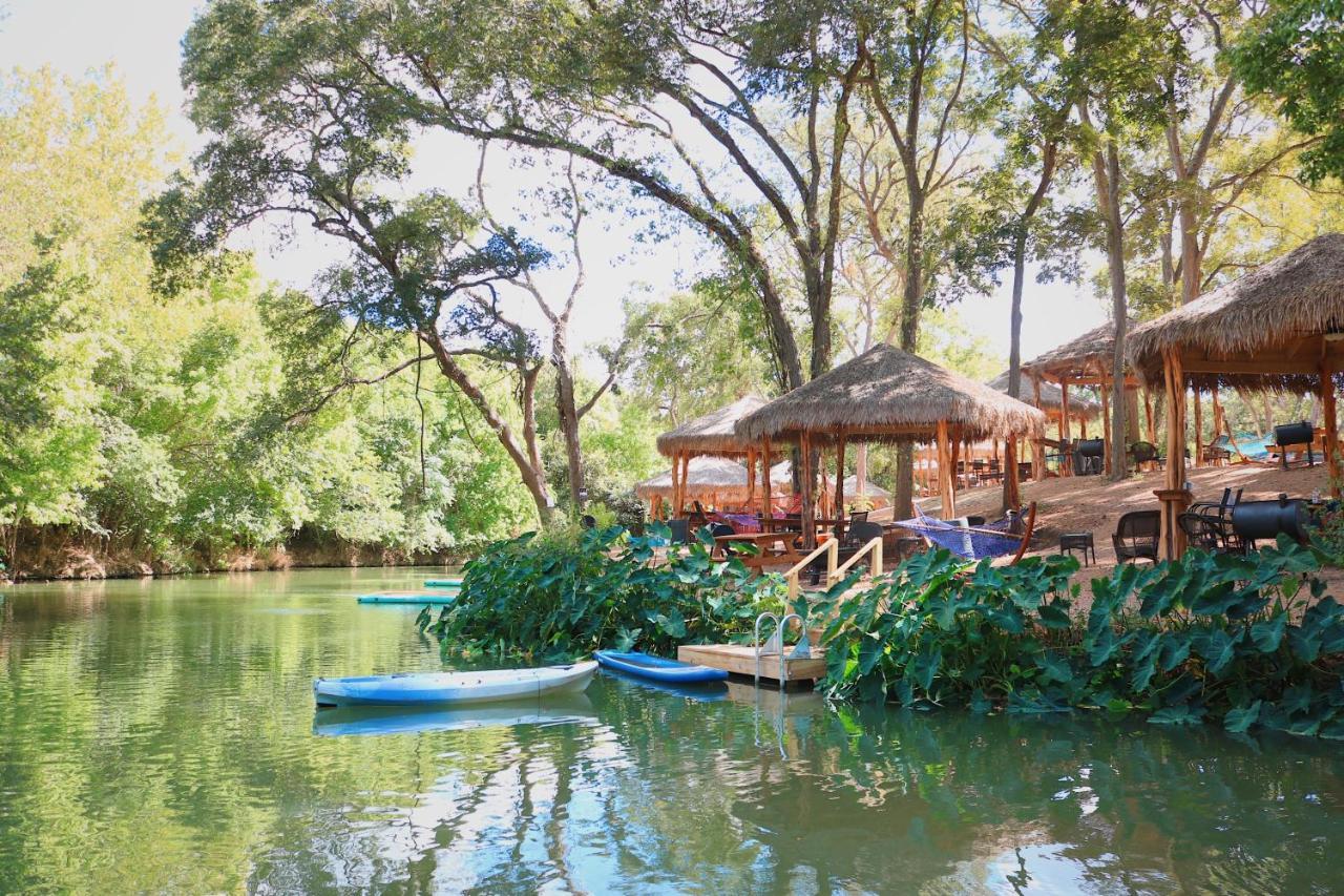 Son'S Rio Cibolo Birdhouse Cabin #10 Romantic Water Front Cabins Surrounded By Nature! Marion Экстерьер фото